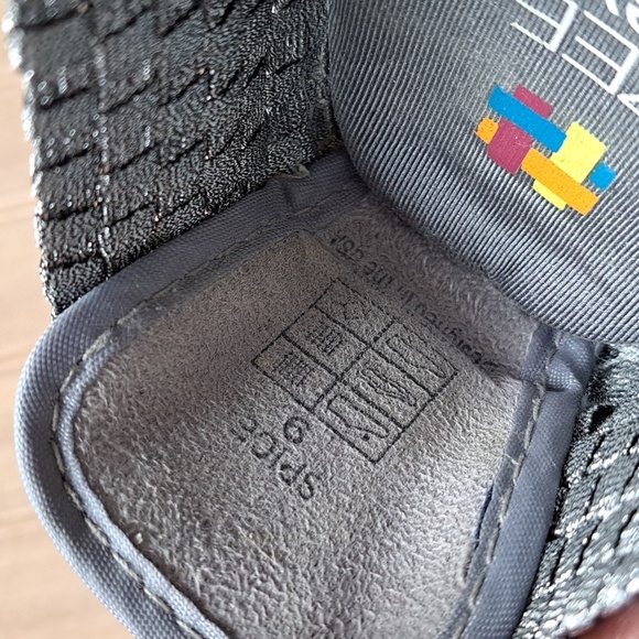 Zee Alexis Spice Woven Comfort Memory Foam Walking Metallic Silver Gray Slip On - Picture 8 of 8